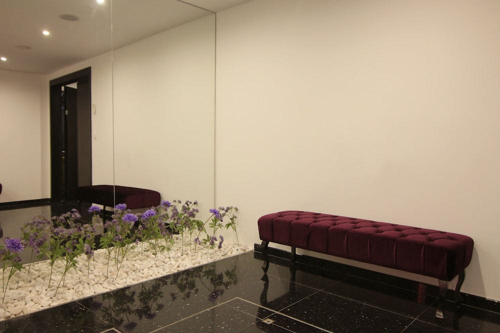 Apart-hotel & By Lisboa
